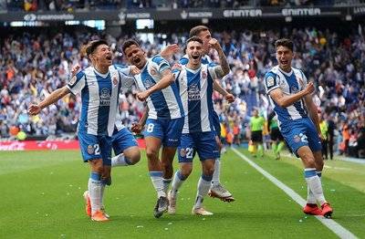 集结日西甲焦点战；亚特兰大门线救险；悬念犹存；控场能力受关注(2024皇马vs亚特兰大比赛场地预测最新)