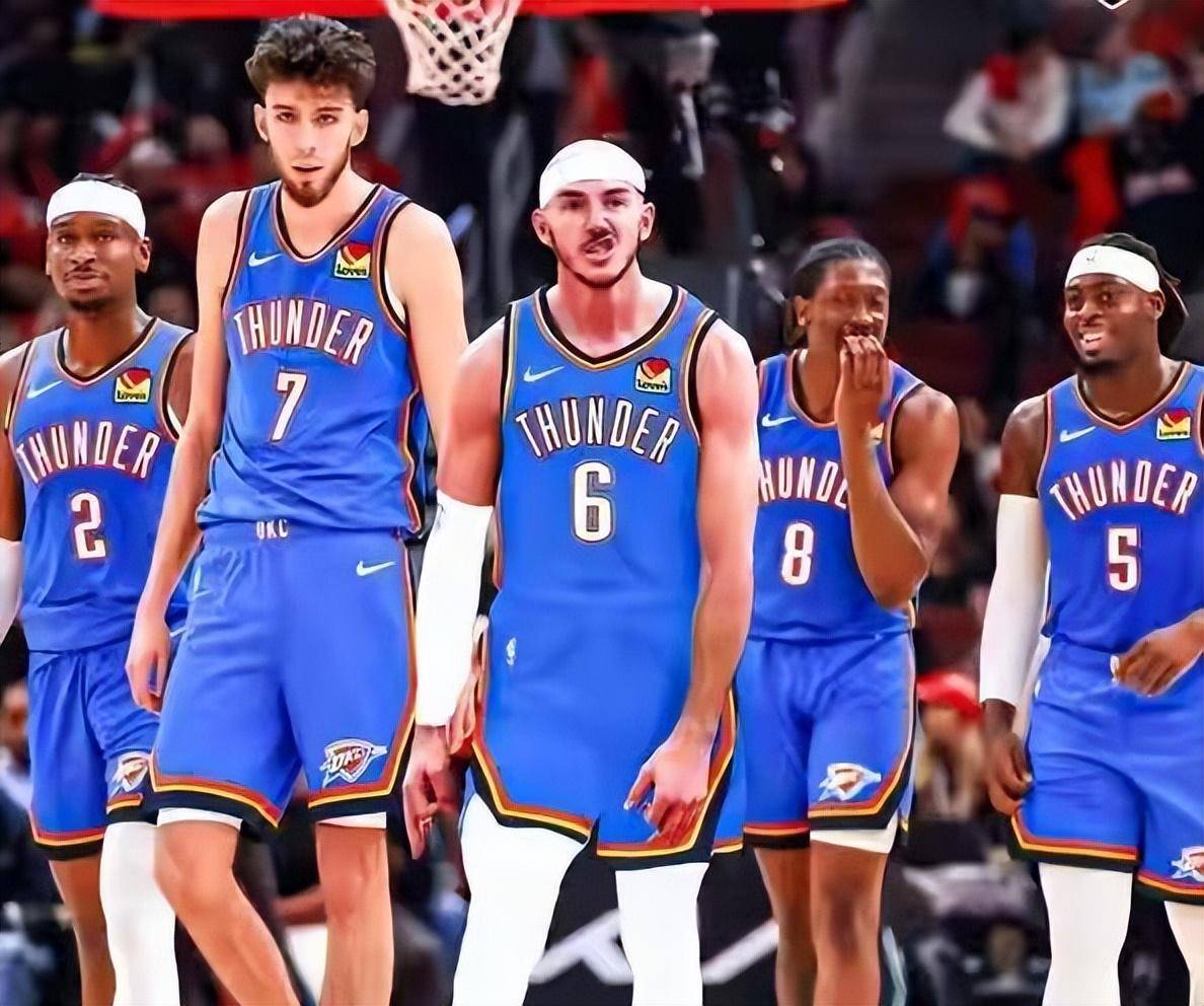 托特纳姆训练开放日，赛前外线爆发引欢呼，NBA常规赛在即，球队文化再被提及的简单介绍