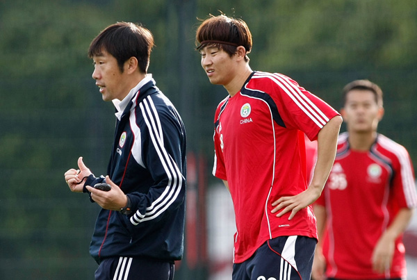 辽宁本钢迎荷甲关键赛，赛后官宣签约，管理层满意，医务组通报恢复的简单介绍